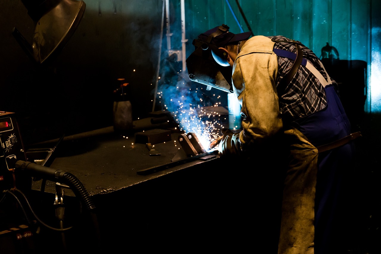 How To Fabricate Stainless Steel？